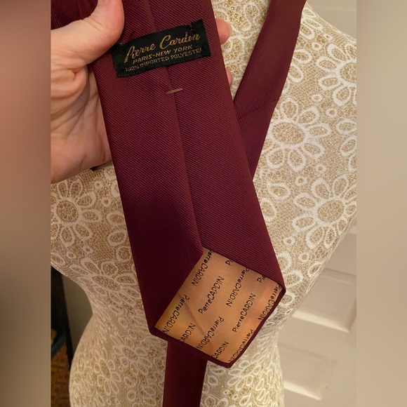 Lot of 3 vintage neckties Oscar dela Renta gray & Pierre Cardin navy blue & red - Picture 5 of 13